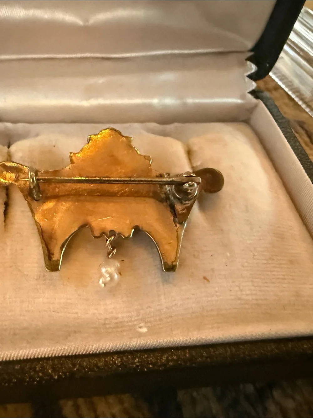 Antique Victorian Gold Tone Brooch W/ Seed Pearl